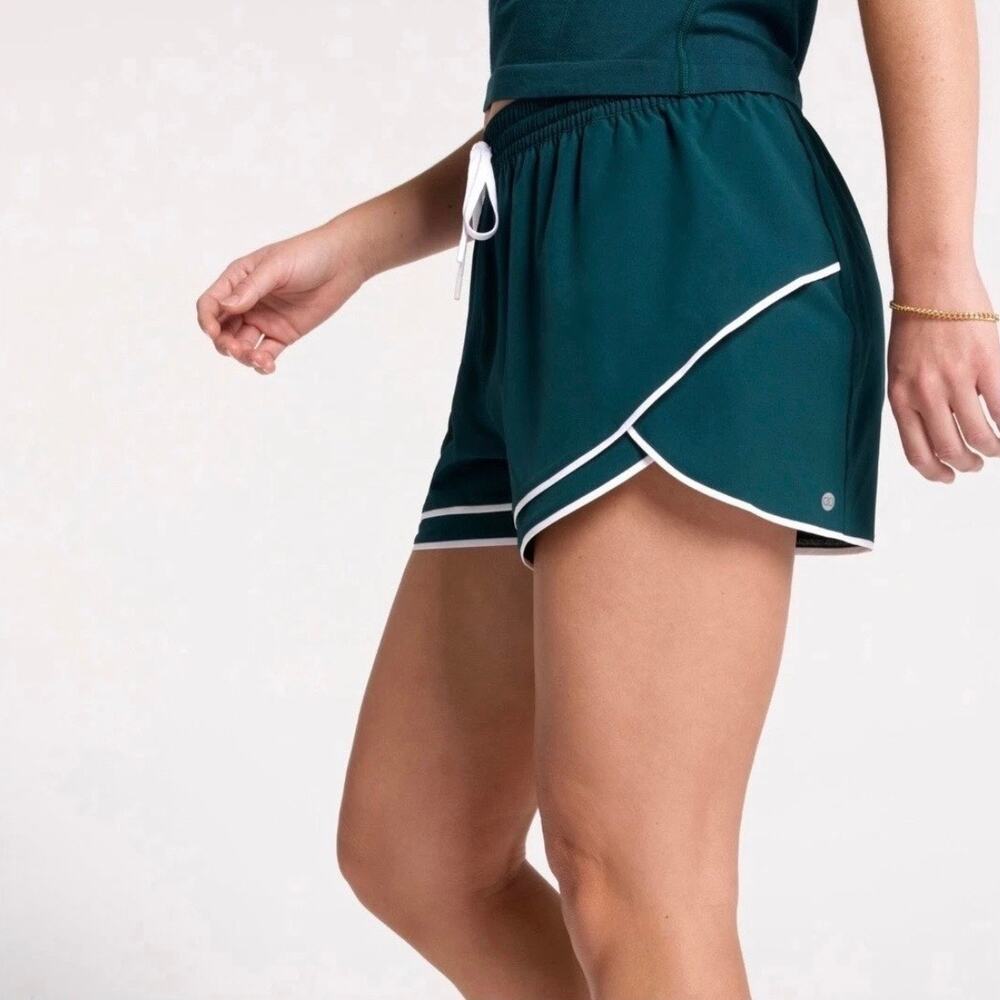 Calia Women's step up High Rise layered shorts Size XXL NWT